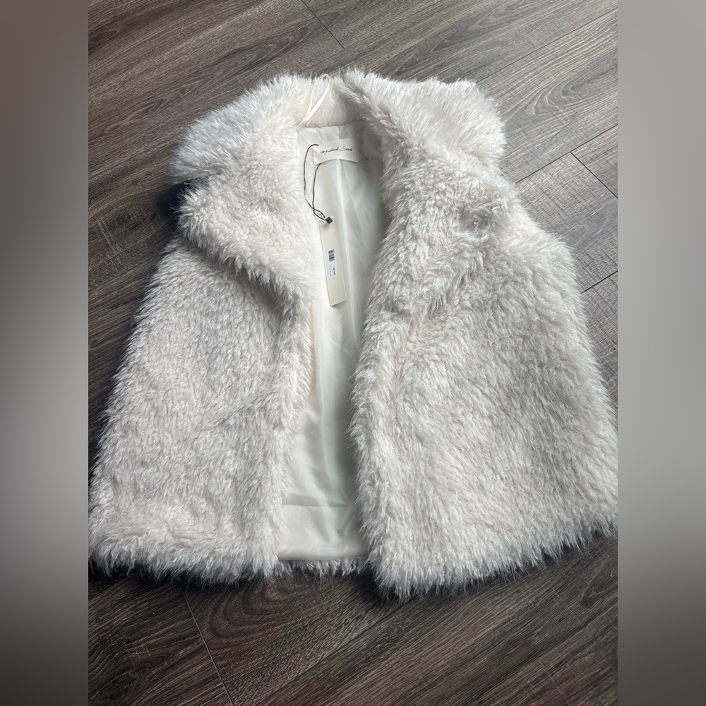 Mustard Seed Ivory Faux Fur Vest